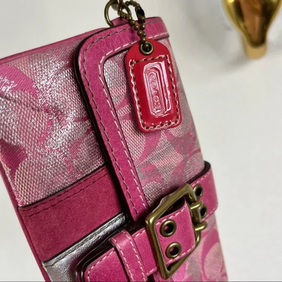 COACH NY Metallic Monogram Signature C Wristlet Wallet Clutch - Picture 2 of 5